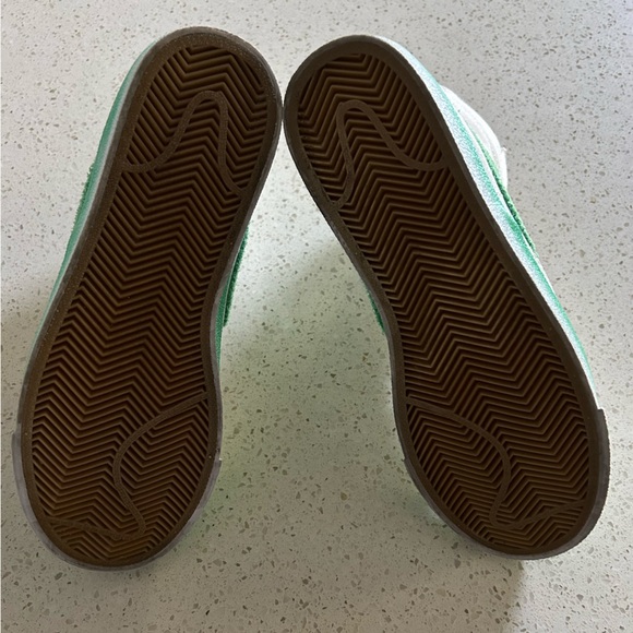 NIKE BLAZER MID 77 CHENILLE SWOOSH GREEN FADE SNEAKERS SIZE 6 - Picture 13 of 14